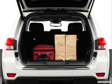  Trunk props photo